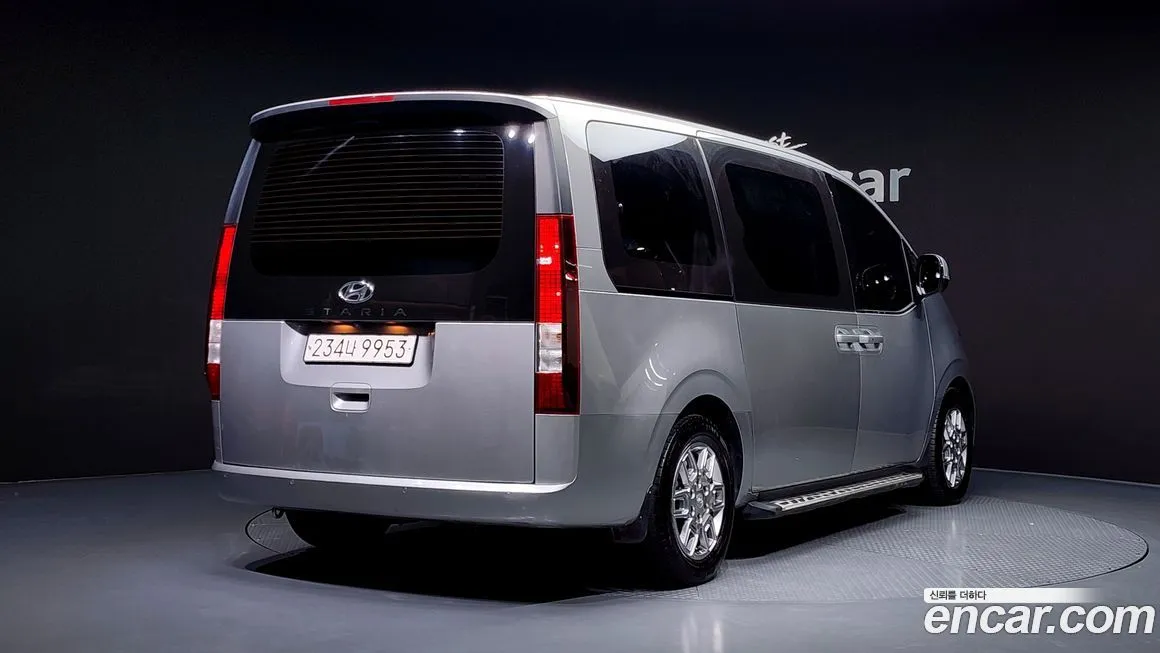 Hyundai Staria 2022 из KR, фото 2