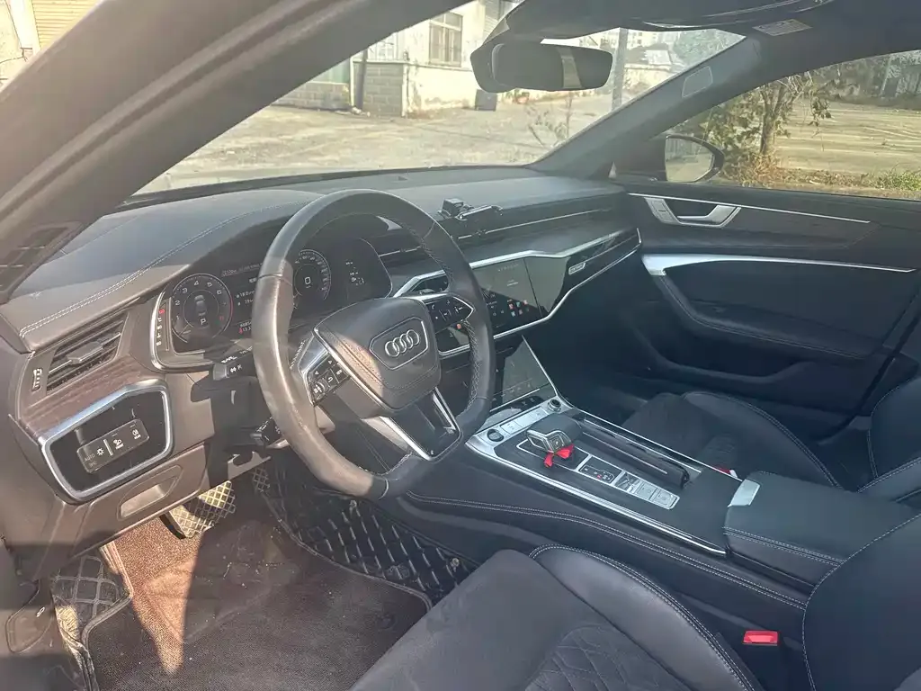 Audi A6L 2023 из CN, фото 3
