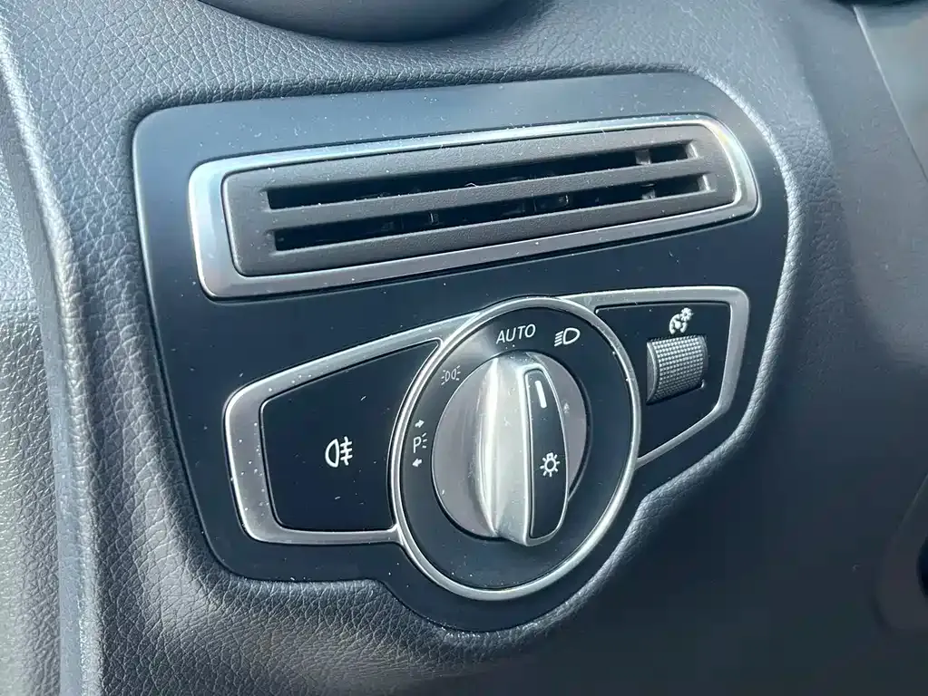Mercedes-Benz GLC 2022 из CN, фото 8