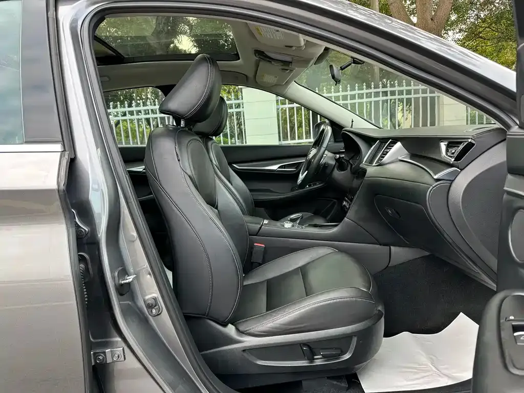 Infiniti QX50 2021 из CN, фото 10