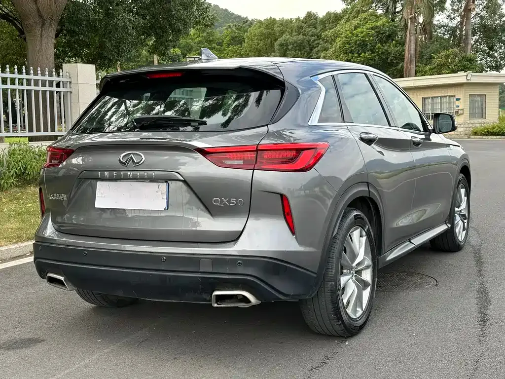 Infiniti QX50 2021 из CN, фото 5