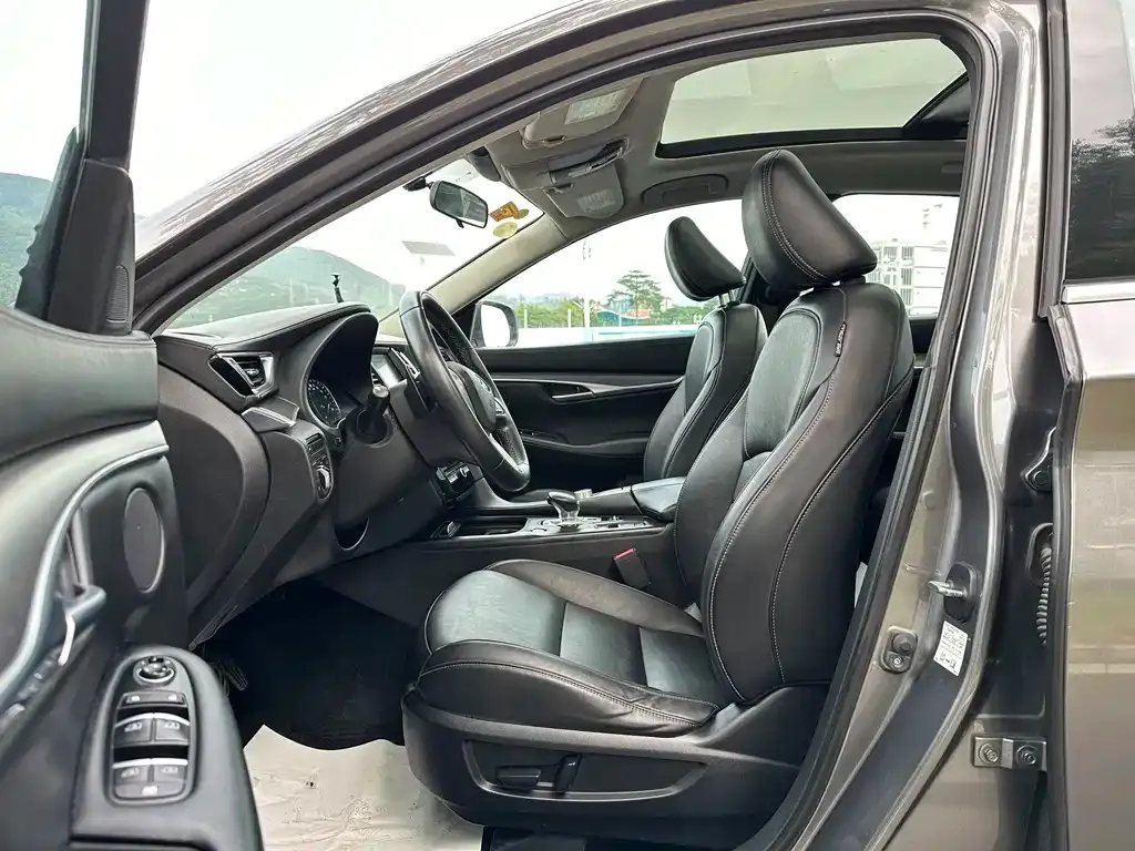 Infiniti QX50 2021 из CN, фото 7