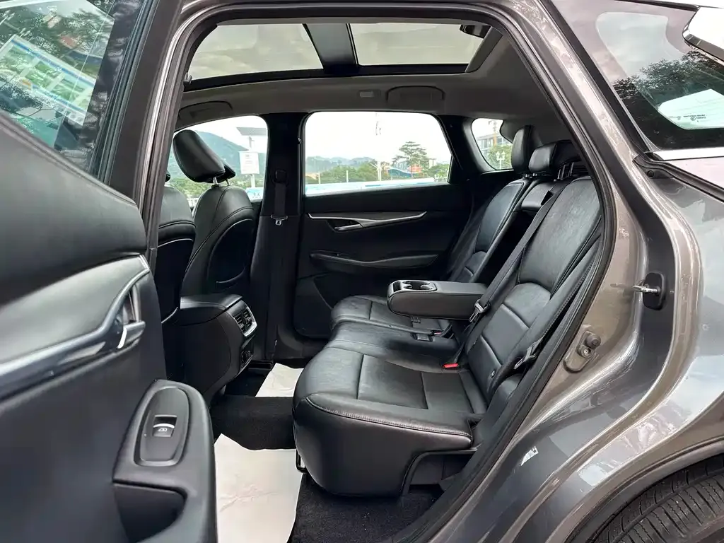 Infiniti QX50 2021 из CN, фото 8