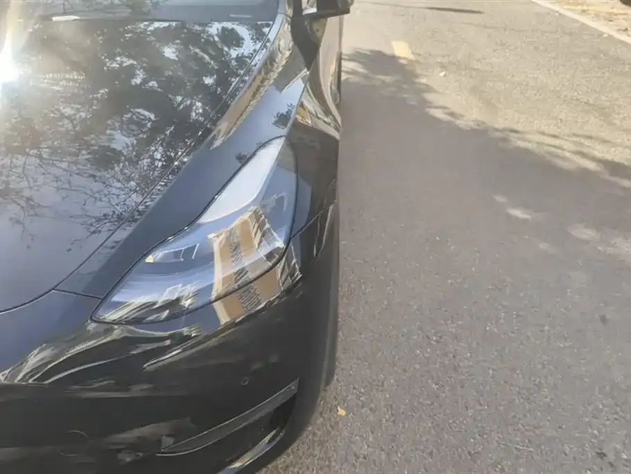 Tesla Model Y 2023 из CN, фото 5