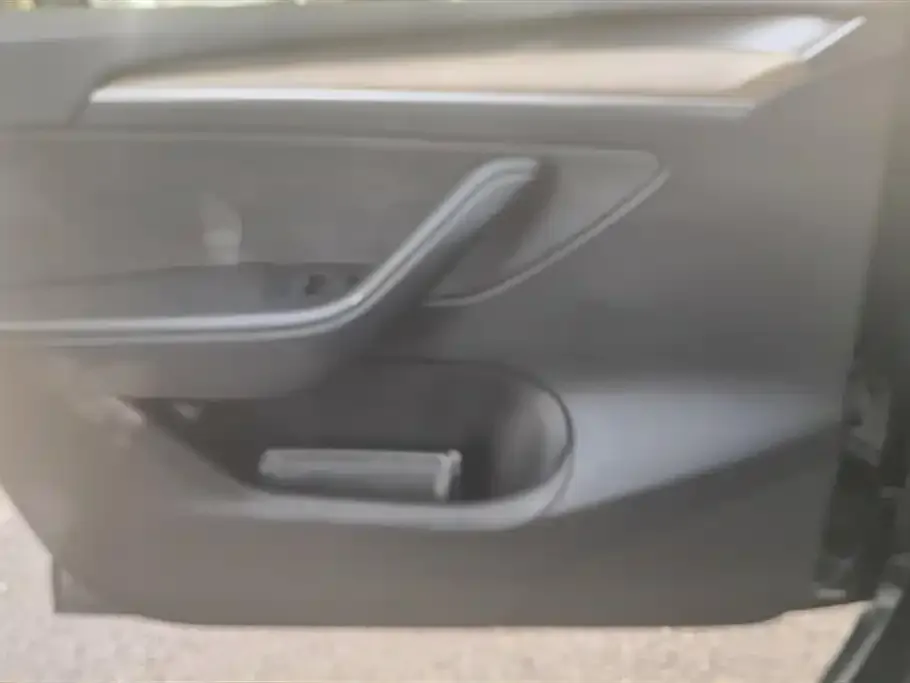Tesla Model Y 2023 из CN, фото 7