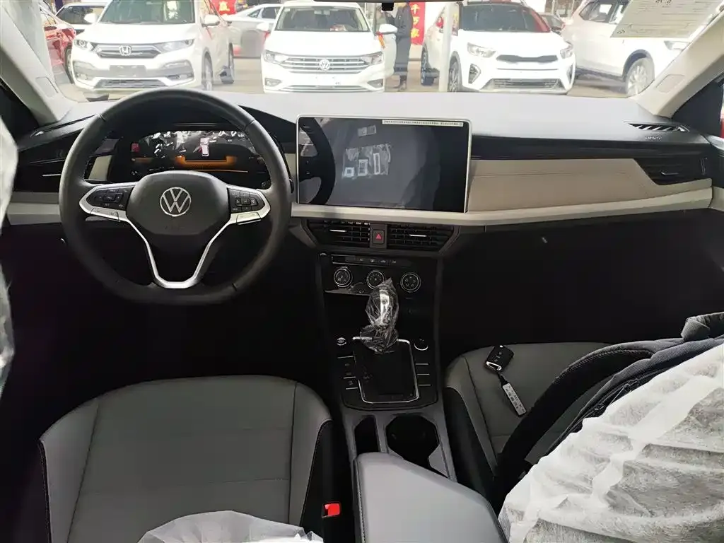 Volkswagen Bora 2025 из CN, фото 10