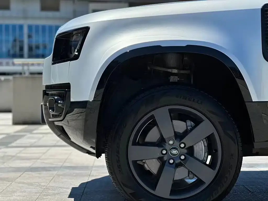 Land Rover Defender — фото 3