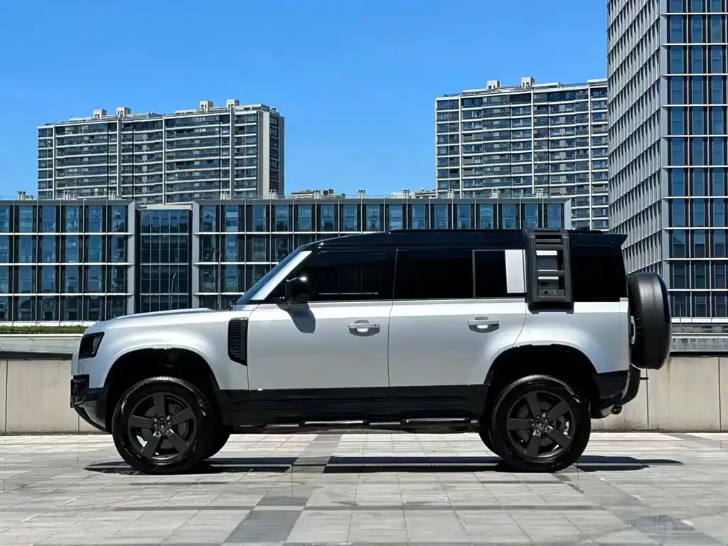 Land Rover Defender — фото 4