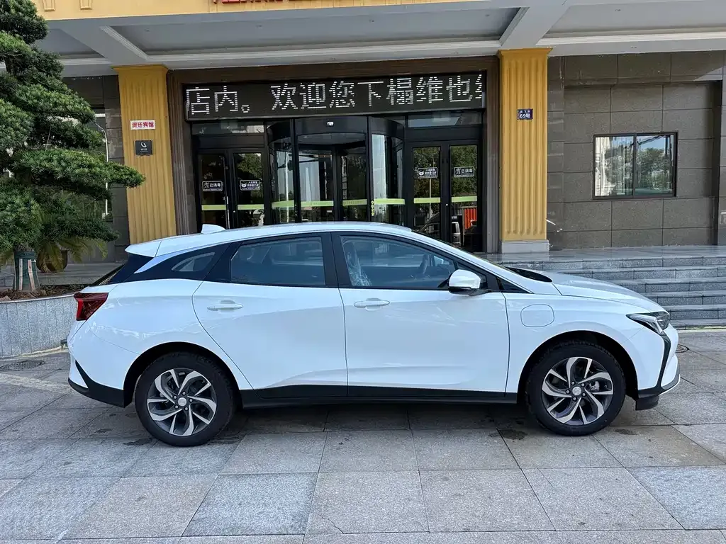 Buick Velite 6 — фото 3