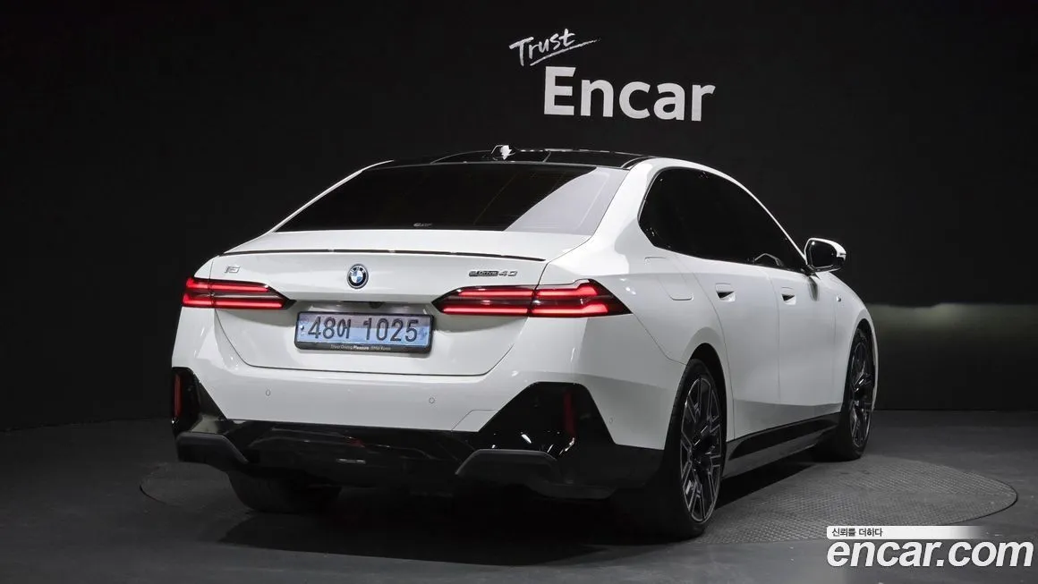 BMW i5 2024 из KR, фото 2