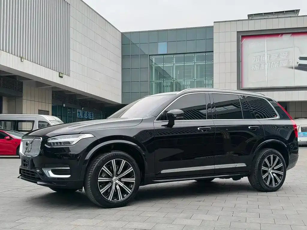 Volvo XC90 2023 из CN, фото 1