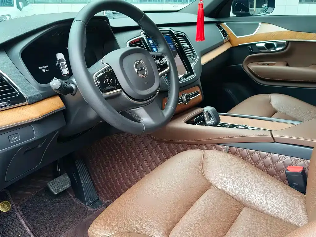 Volvo XC90 2023 из CN, фото 6