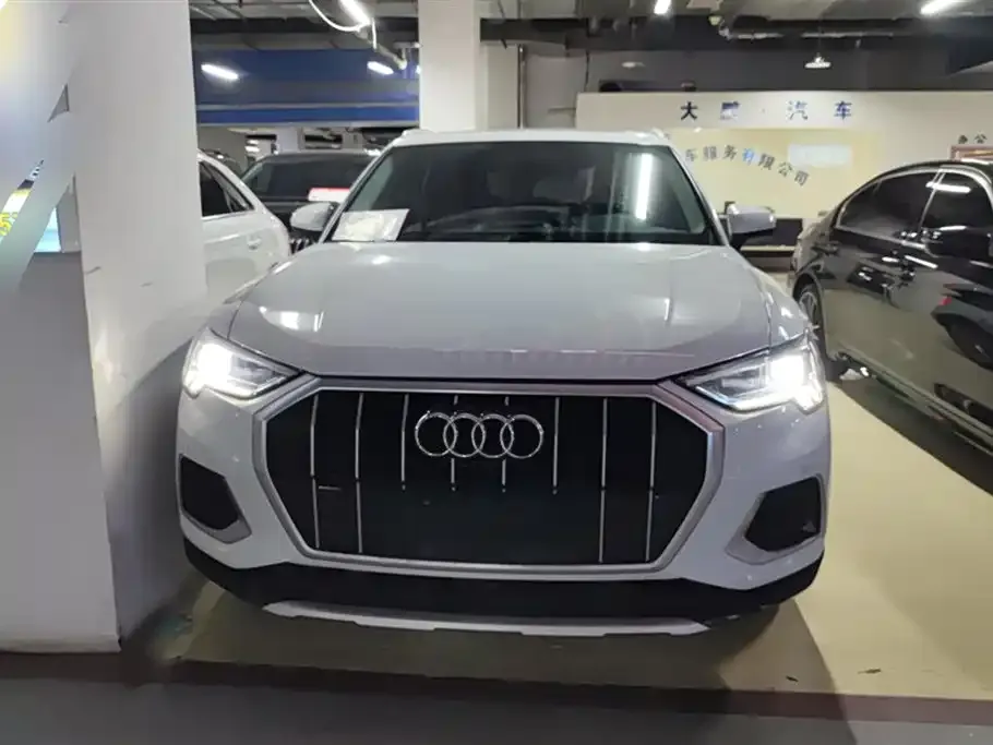 Audi Q3 — фото 2