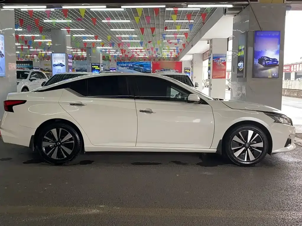 Nissan Teana 2022 из CN, фото 4