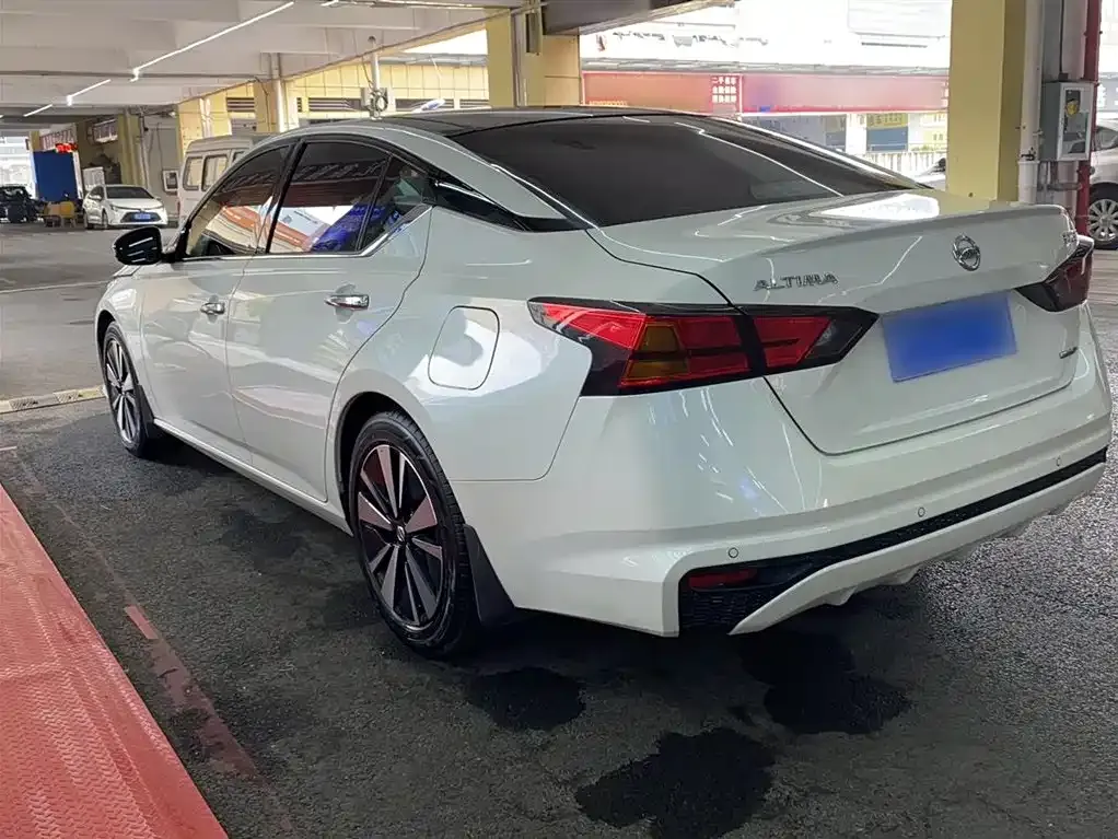 Nissan Teana 2022 из CN, фото 7