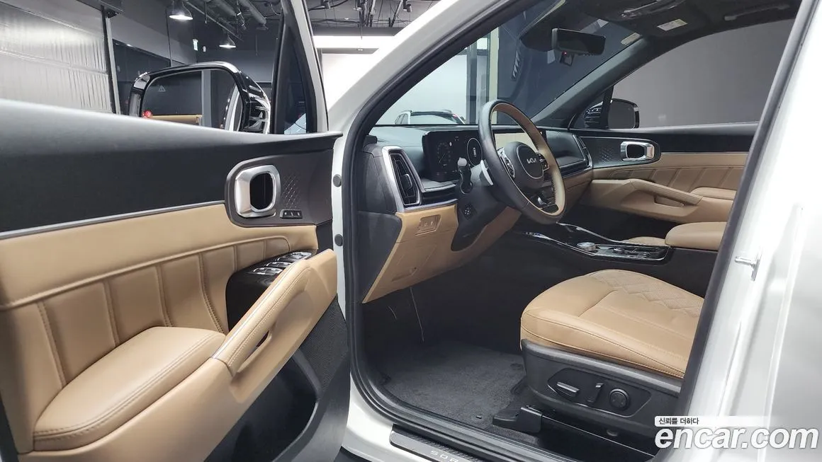 Kia Sorento — фото 10