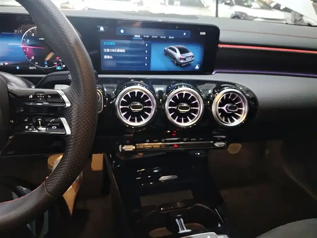 Mercedes-Benz A-Class 2023 из CN, фото 10