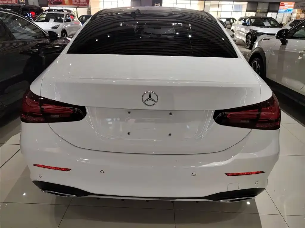 Mercedes-Benz A-Class 2023 из CN, фото 6