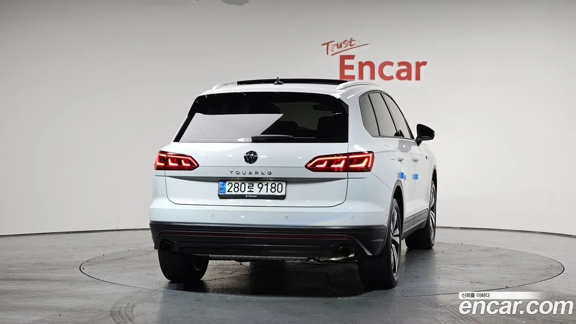 Volkswagen Touareg 2023 из KR, фото 4