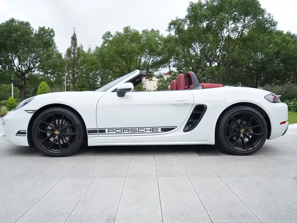 Porsche 718 2025 из CN, фото 3