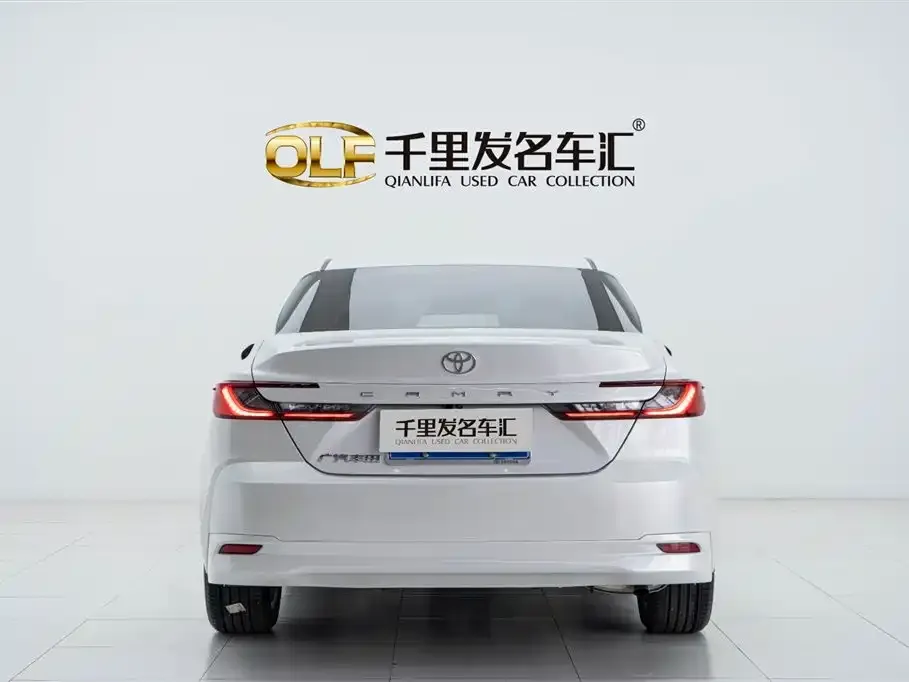 Toyota Camry 2025 из CN, фото 4