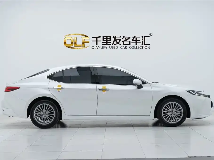 Toyota Camry 2025 из CN, фото 6