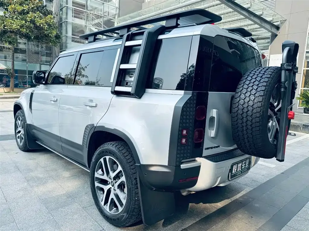 Land Rover Defender 2023 из CN, фото 8