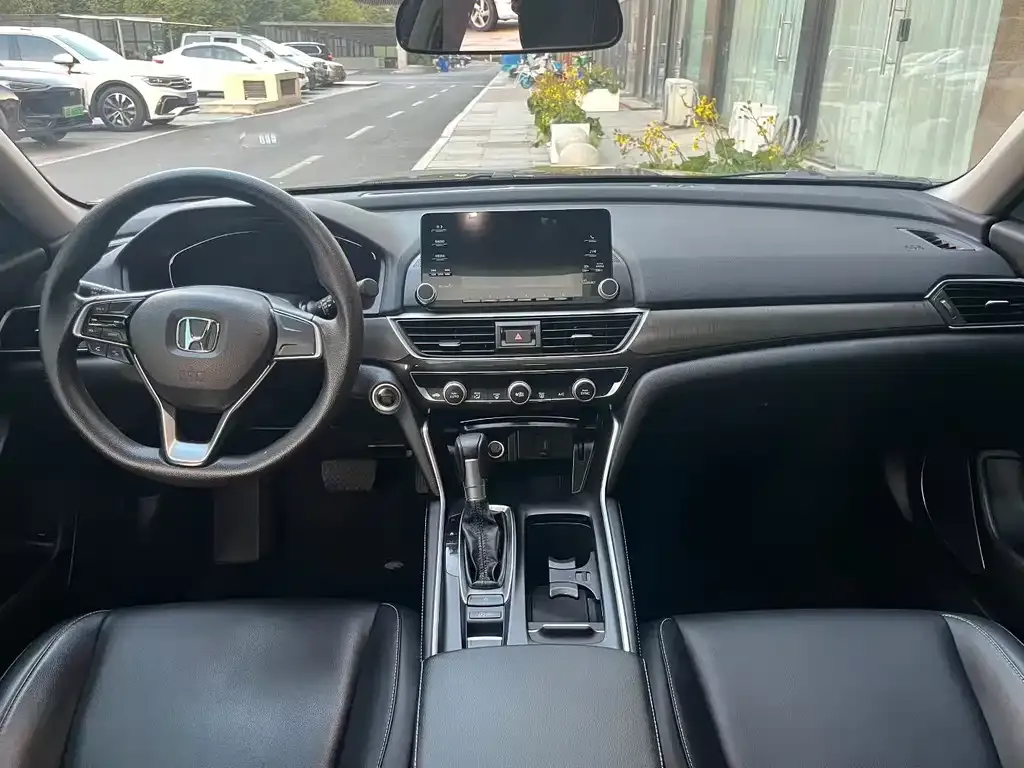 Honda Inspire 2021 из CN, фото 9