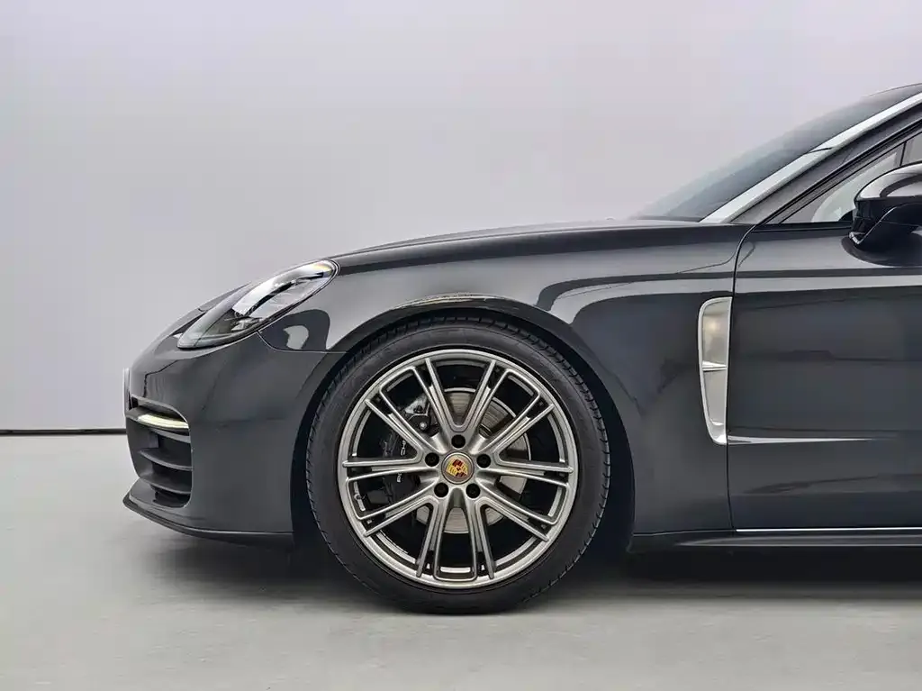 Porsche Panamera — фото 6