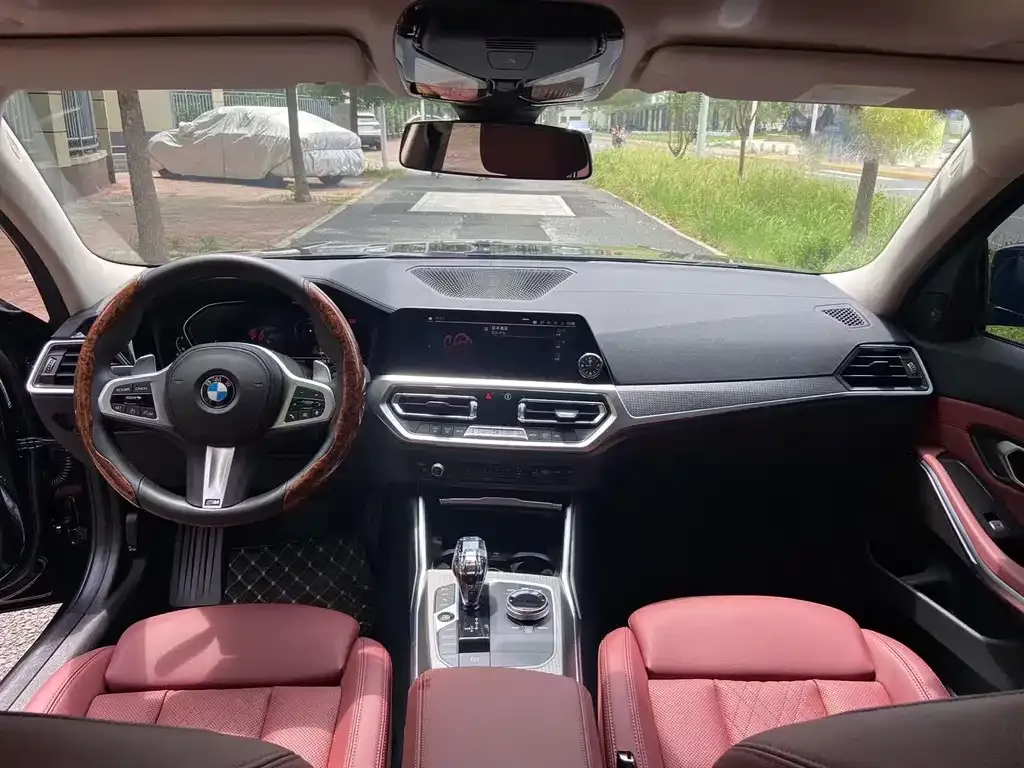 BMW 3 Series 2022 из CN, фото 8