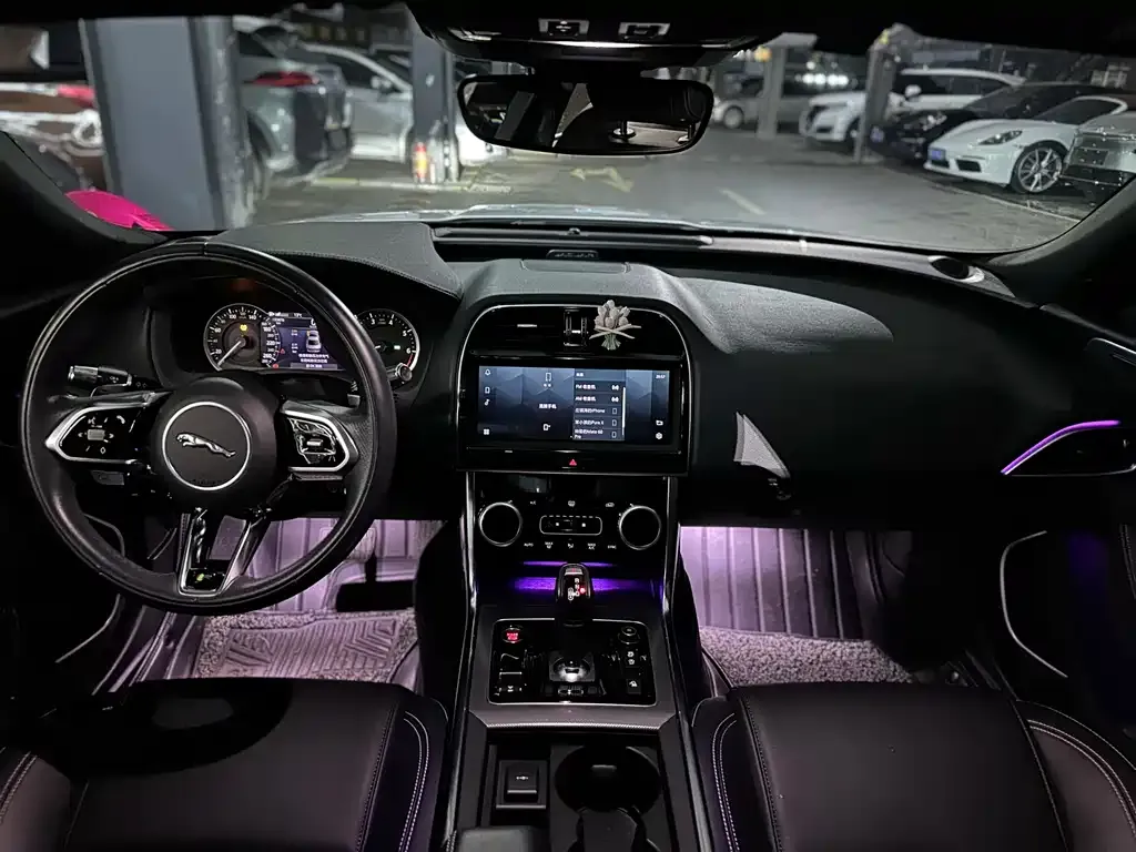 Jaguar XEL 2022 из CN, фото 7