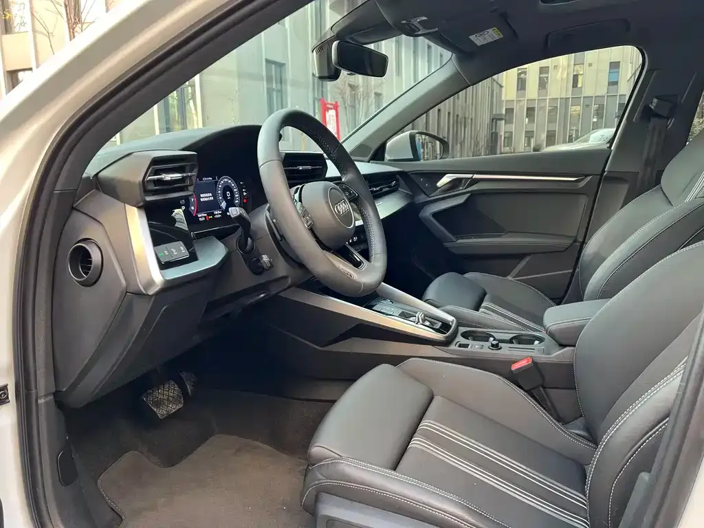 Audi A3 2022 из CN, фото 4