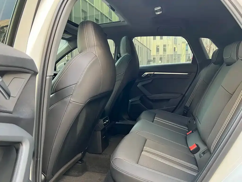 Audi A3 2022 из CN, фото 6