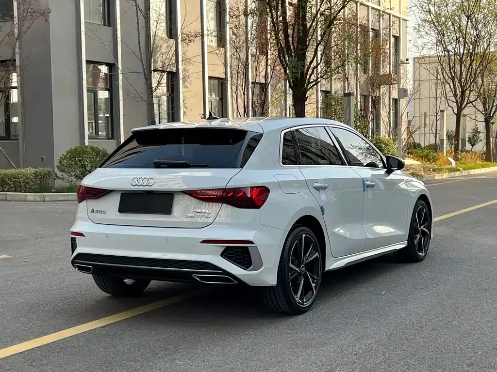 Audi A3 2022 из CN, фото 7