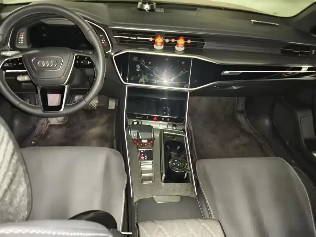 Audi A6L 2023 из CN, фото 8