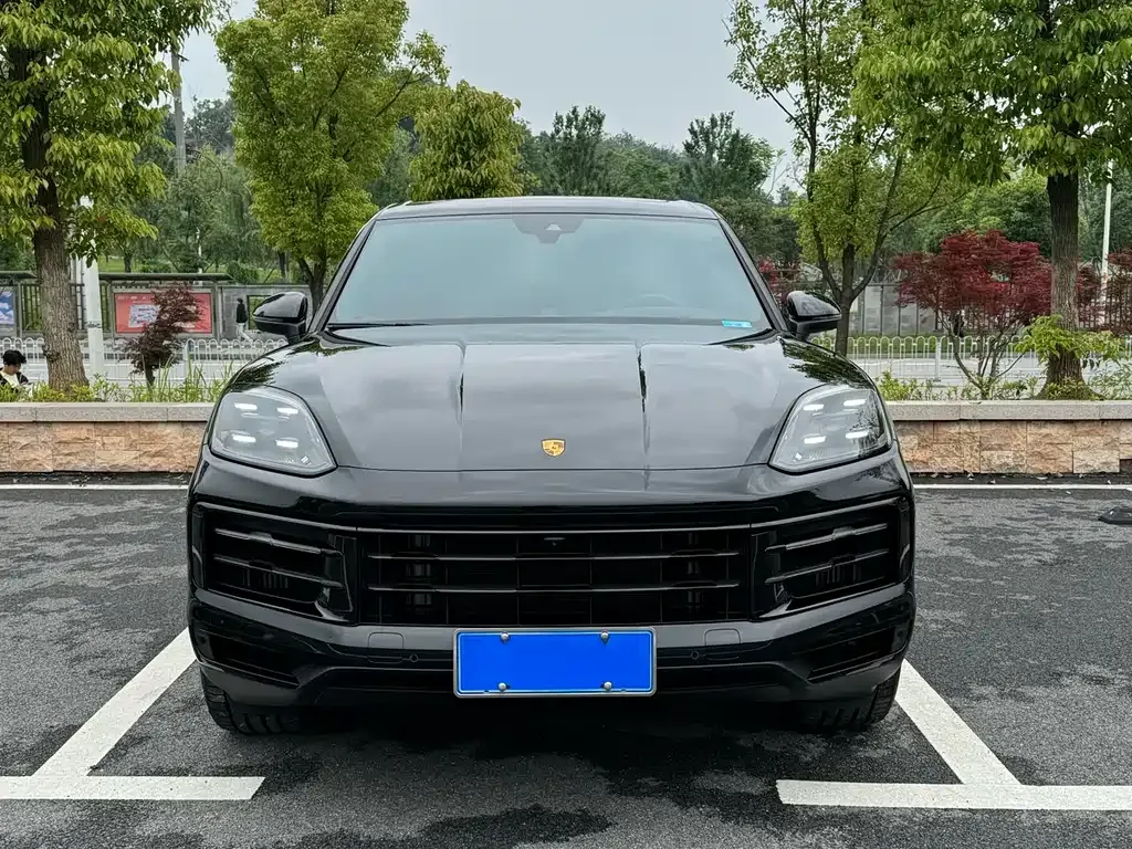 Porsche Cayenne 2023 из CN, фото 2