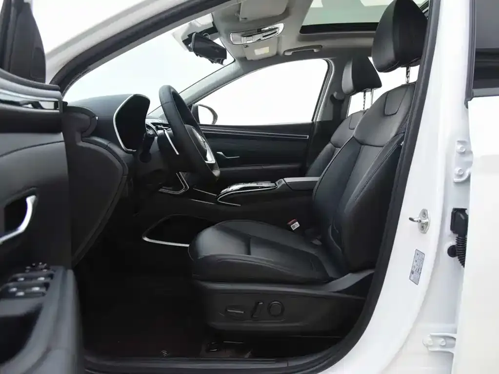 Hyundai Tucson 2023 из CN, фото 6
