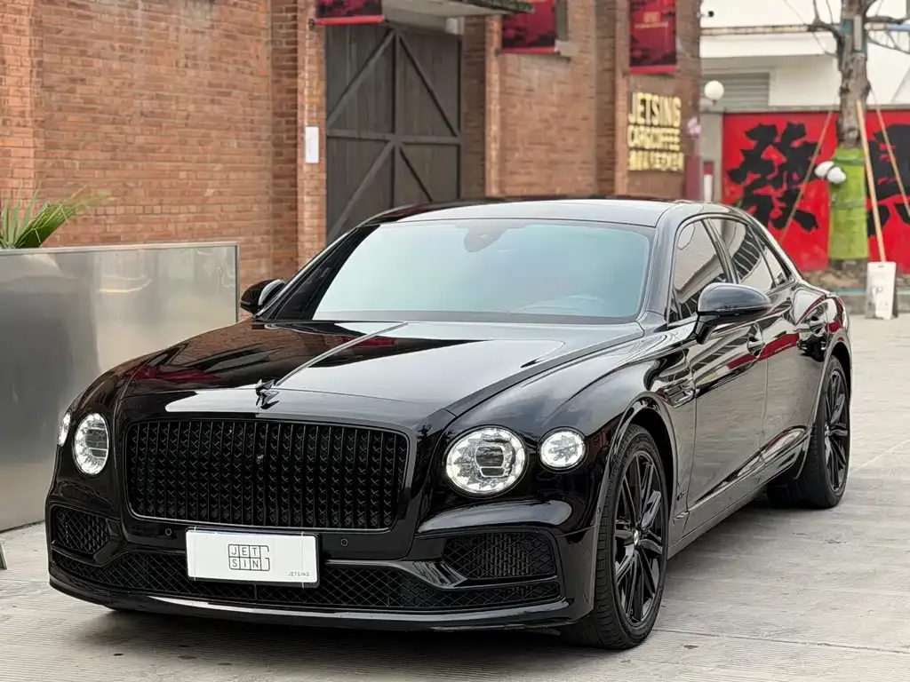 Bentley Flying Spur — фото 2