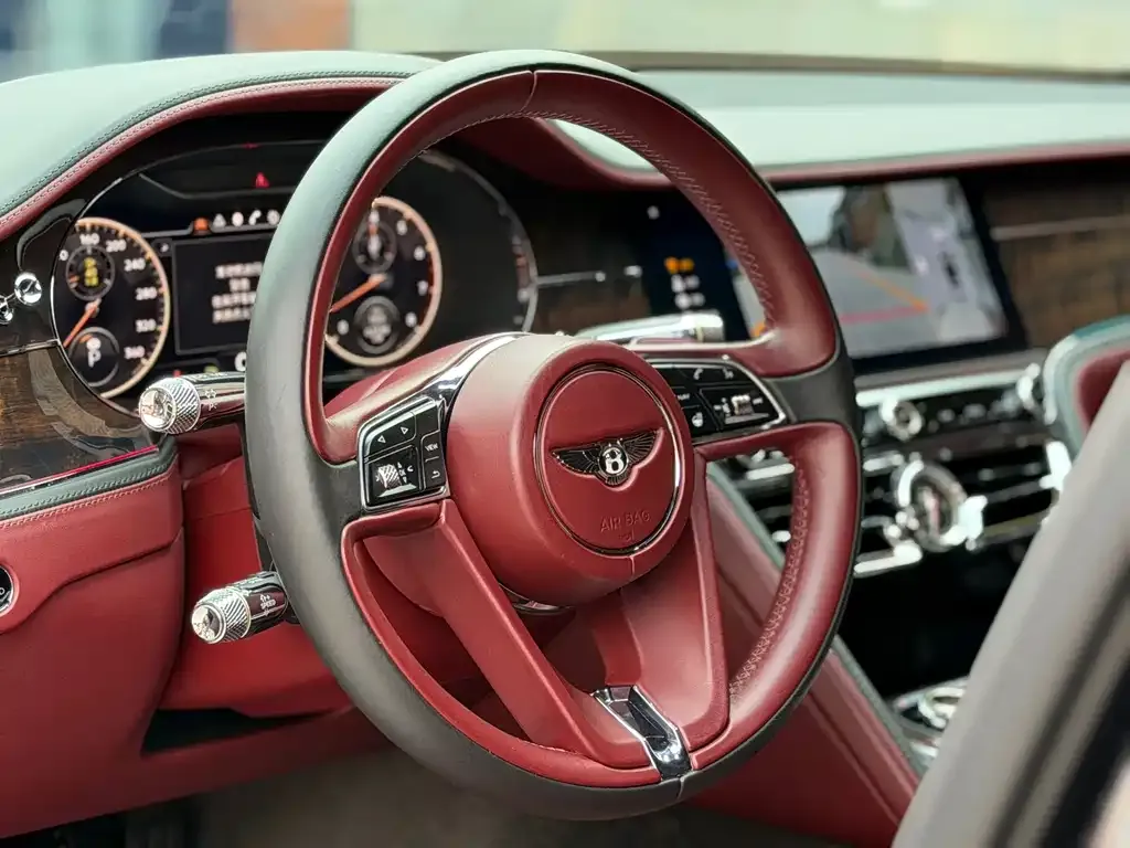 Bentley Flying Spur — фото 5