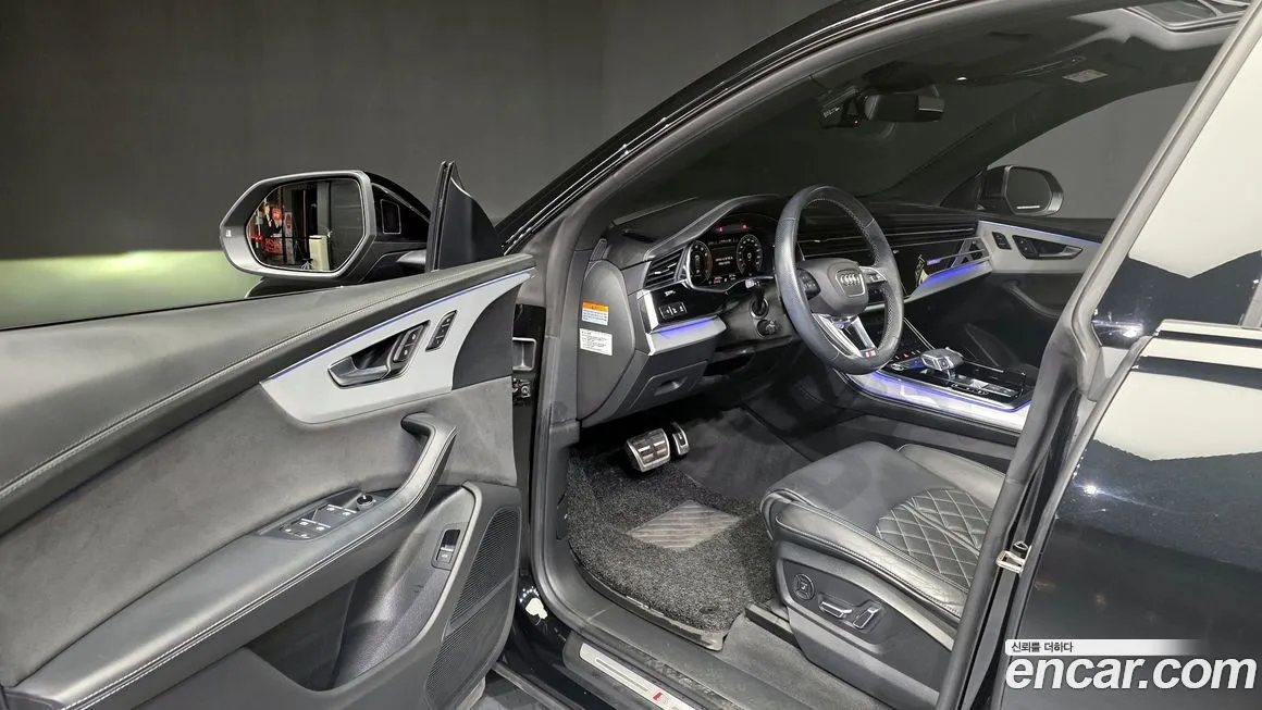 Audi Q8 2023 из KR, фото 10