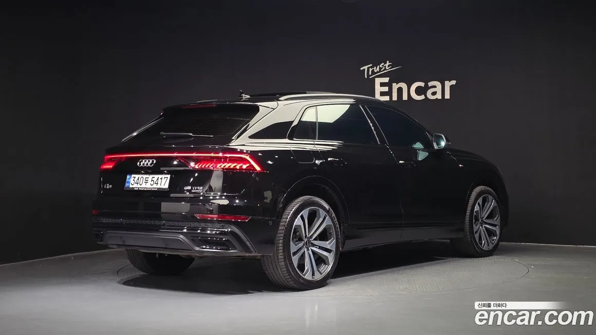 Audi Q8 2023 из KR, фото 2