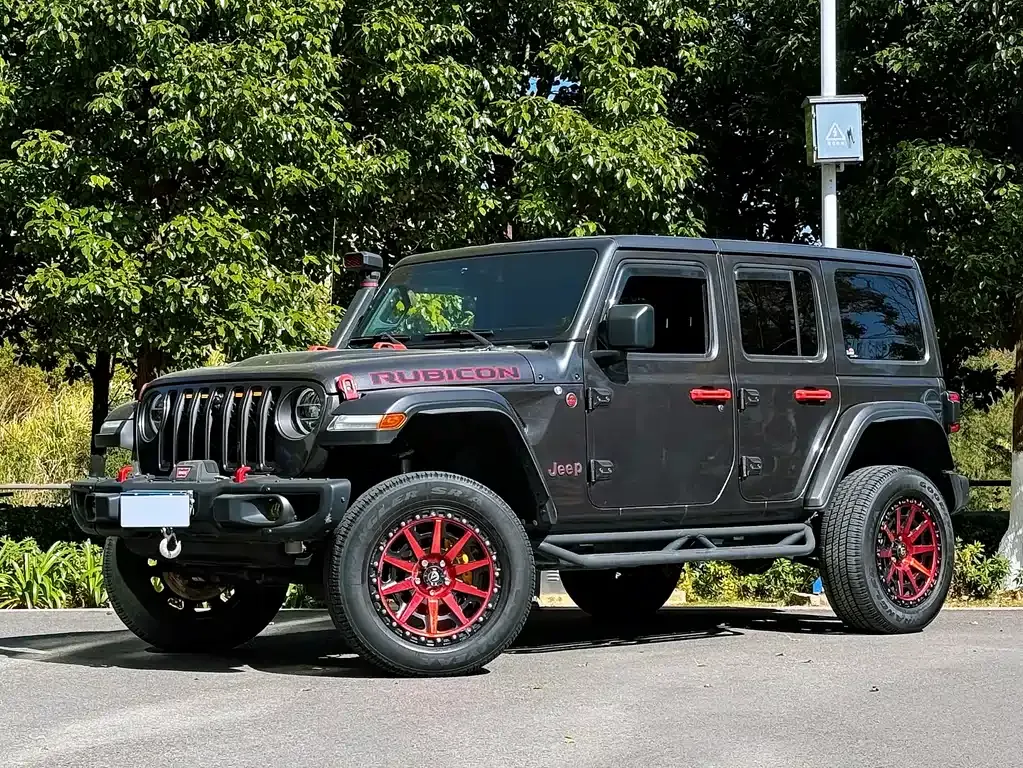 Jeep Wrangler — фото 1