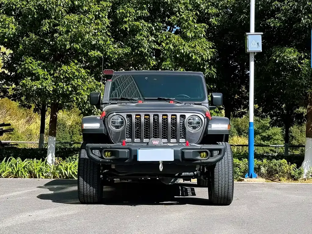Jeep Wrangler — фото 3