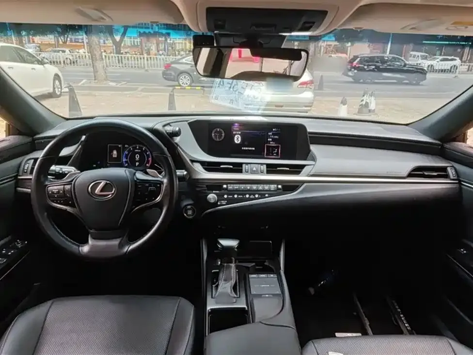 Lexus ES 2021 из CN, фото 10