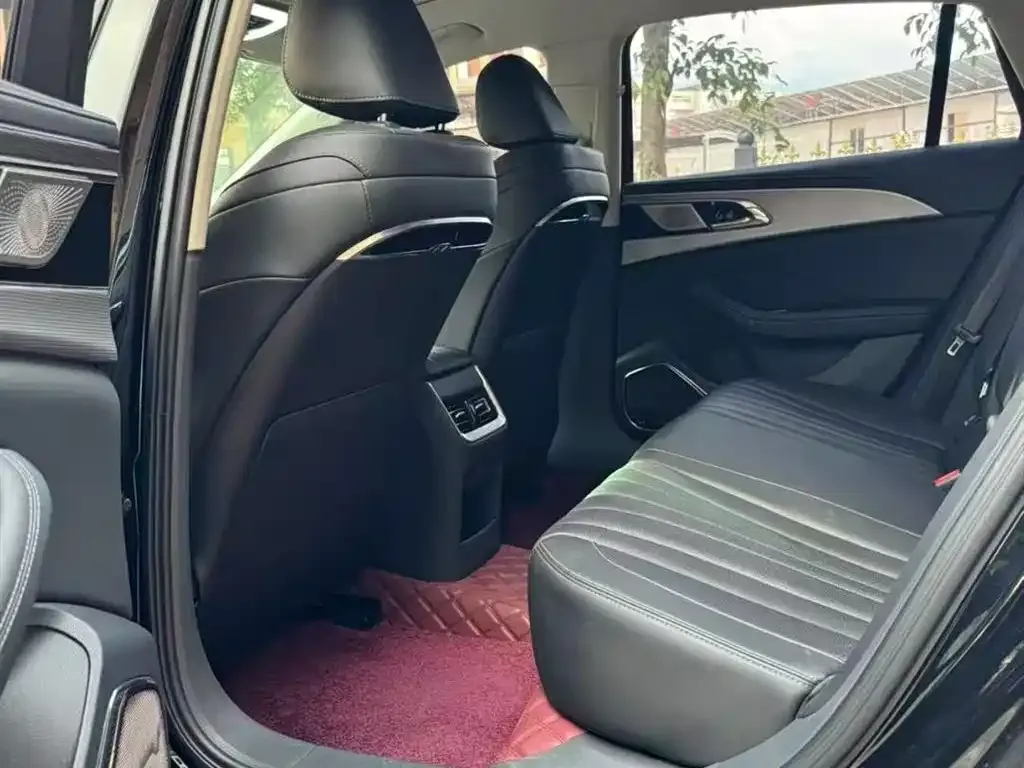 Hongqi H5 2024 из CN, фото 8