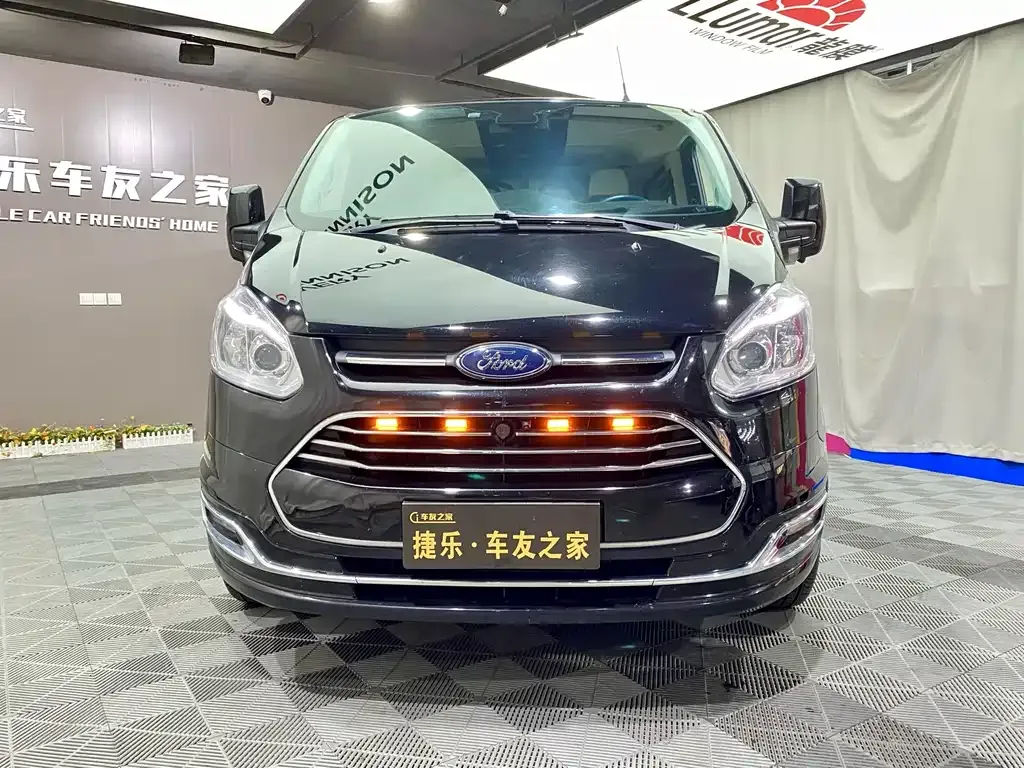 Ford Tourneo 2021 из CN, фото 2