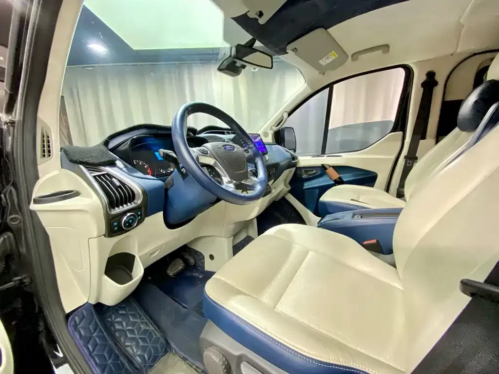 Ford Tourneo 2021 из CN, фото 9