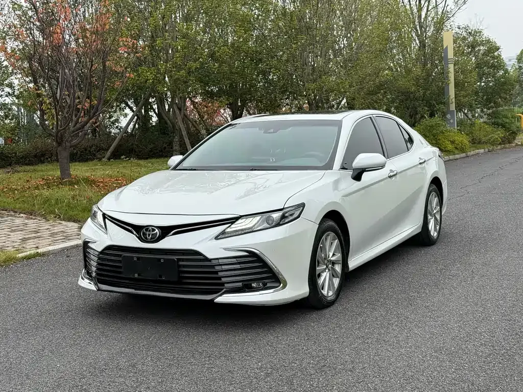 Toyota Camry 2021 из CN, фото 1