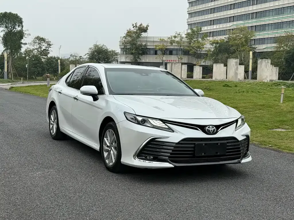 Toyota Camry 2021 из CN, фото 3
