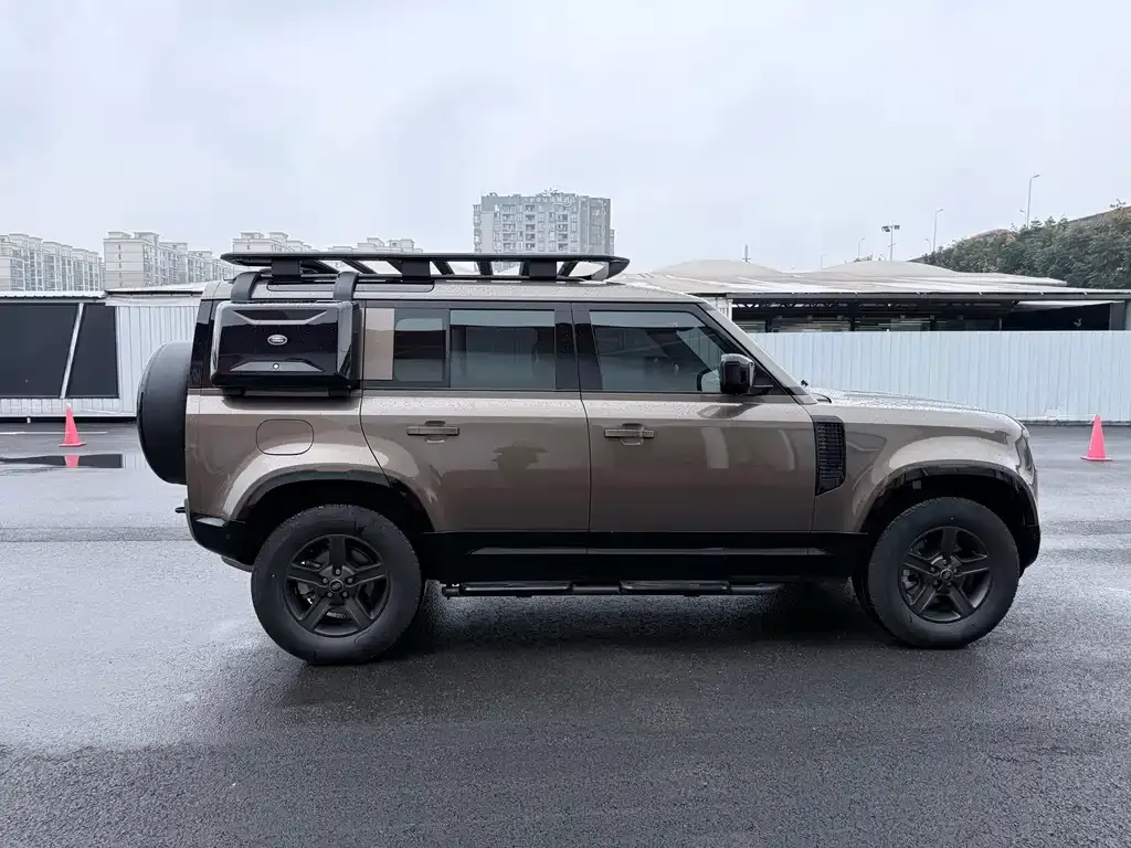 Land Rover Defender — фото 4